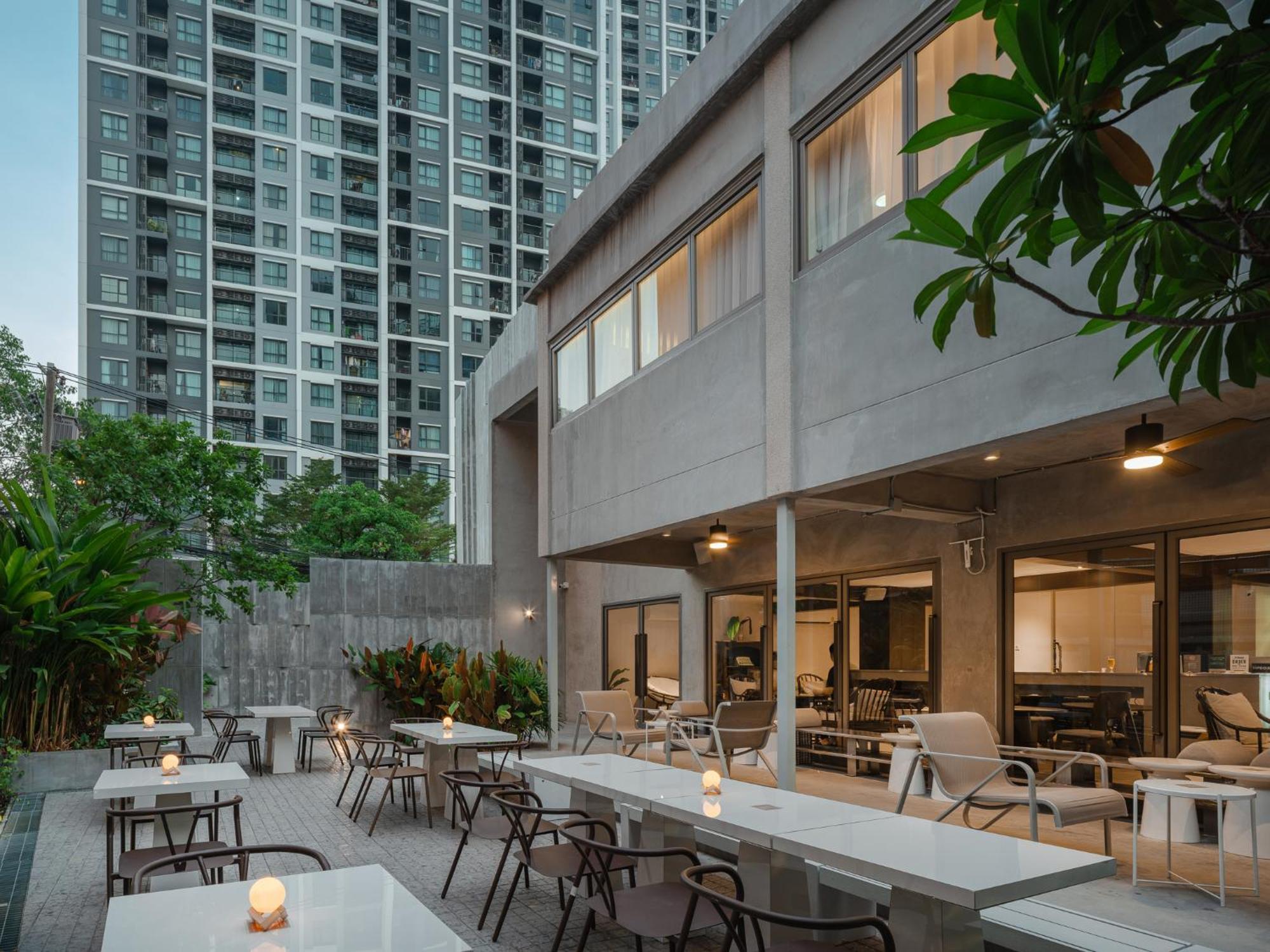Nidhra Boutique Hotel Bangkok Sukhumvit Екстер'єр фото