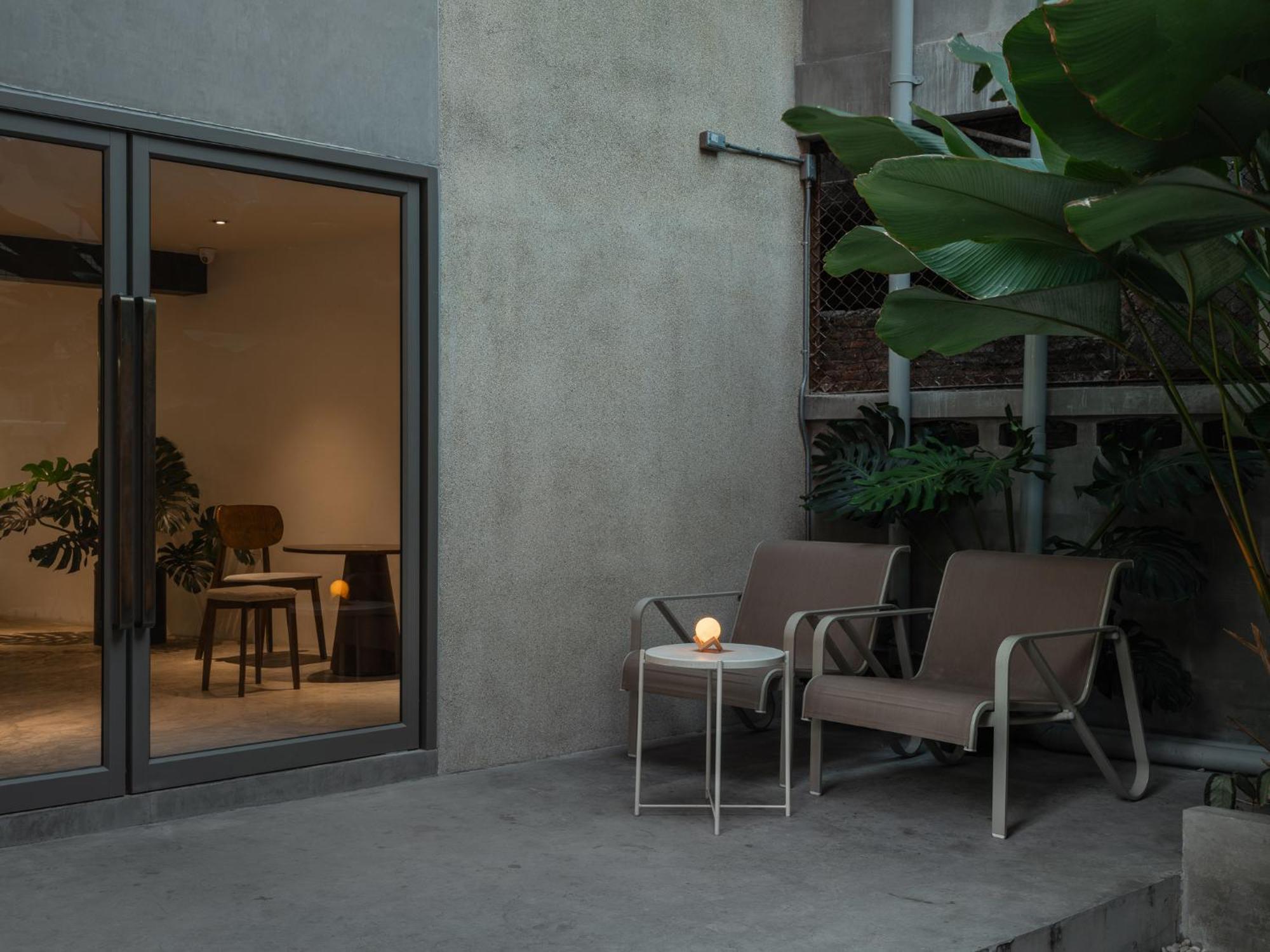 Nidhra Boutique Hotel Bangkok Sukhumvit Екстер'єр фото