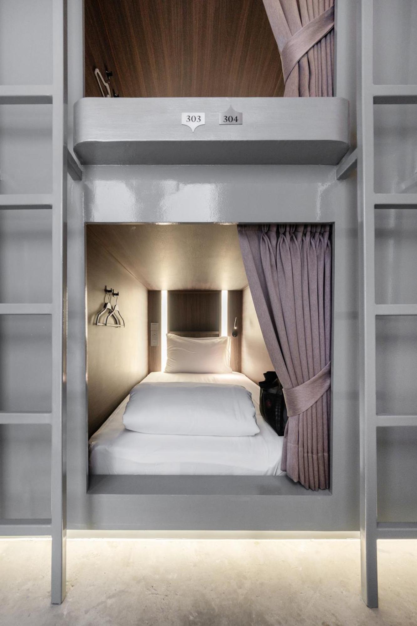 Nidhra Boutique Hotel Bangkok Sukhumvit Екстер'єр фото