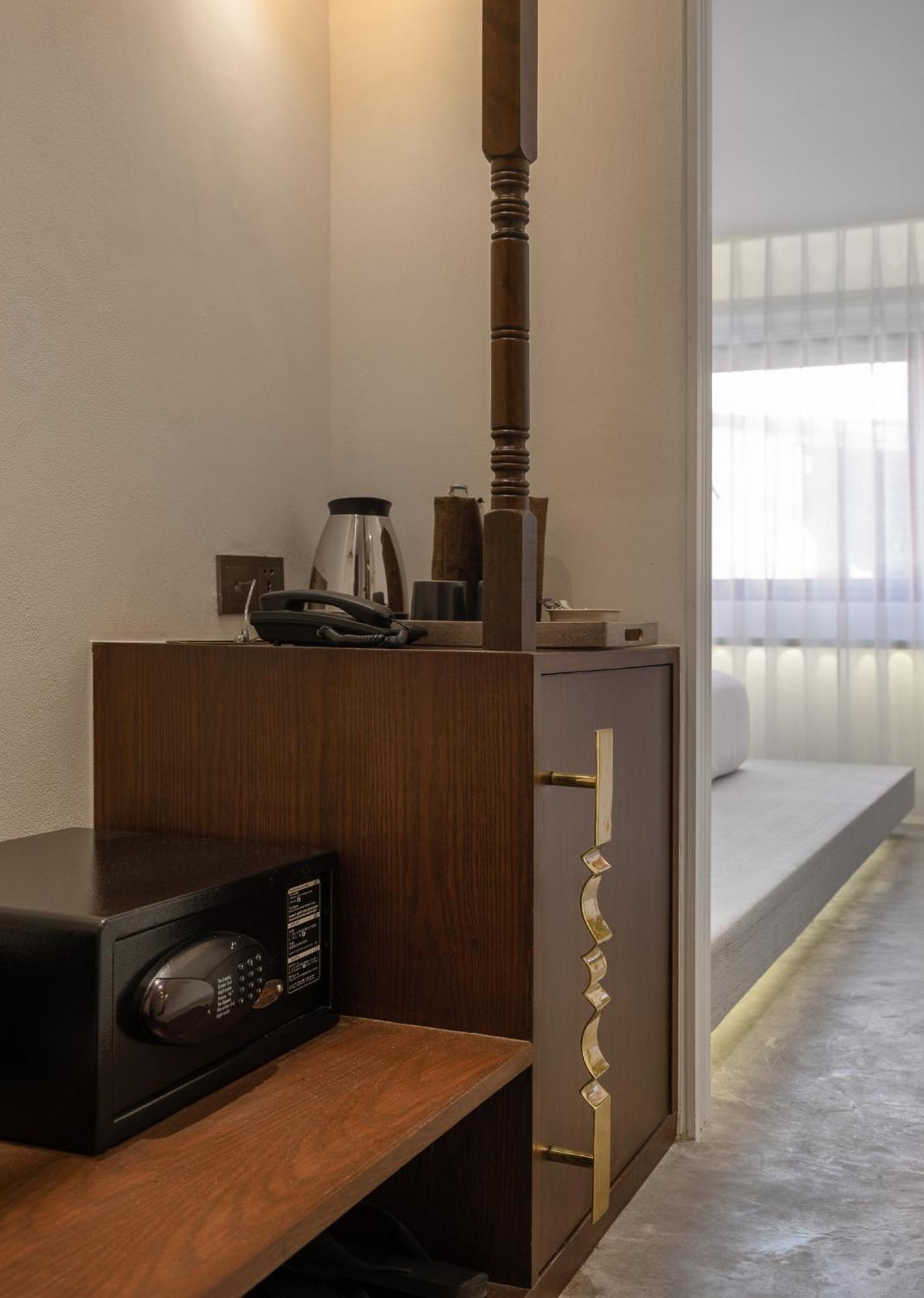 Nidhra Boutique Hotel Bangkok Sukhumvit Номер фото